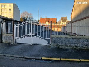 Location garage centre ville de doullens