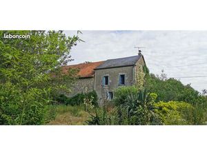 Maison + 2 granges + terrain 6000m2 + puits + Cave voutée