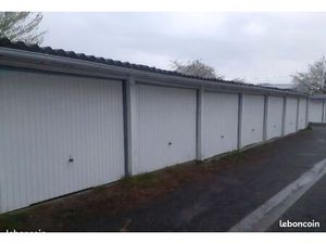 Lot de 20 garages + terrain