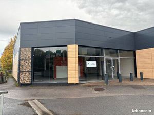 Local professionnel 440m2 St Doulchard / Bourges