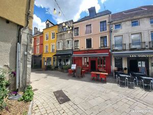 Immeuble 3 pièces 200 m²