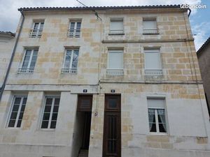 Immeuble 68 m² Jonzac