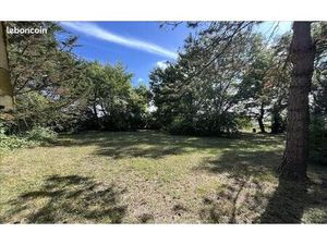 Terrain 918 m² Saujon