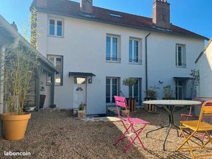 Immeuble 433 m² Bourganeuf