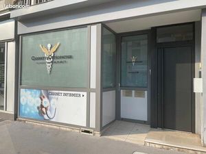 Local 45 m2 hyper-centre de Reims