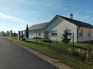 Maison individuelle de 210 m² 3 ch + 1 bureau + 2 sdb