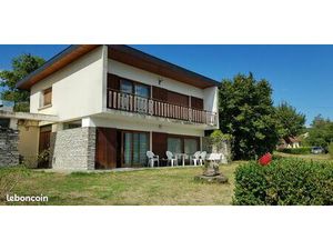 Maiosn 4 pièces 105m2 à GROISY