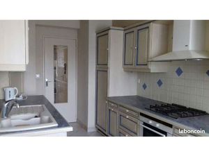 Appartement 3 pièces - 70 m2 - DOLE 39100 - quartier La Bedugue