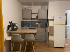 Studio meublé Lons gare