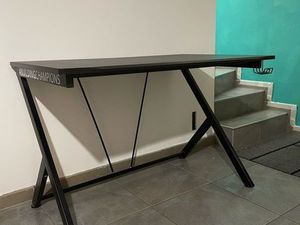 Bureau gaming noir