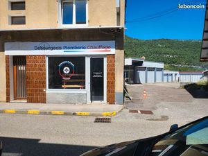 Location professionnel   commercial ou dépôt