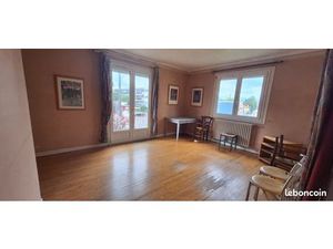 Appartement T4/5 Av Saint Exupéry à renover