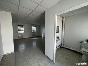Bureau et sous-sol à louer en ZFU à partir de 32m²