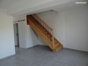 Loue F2 duplex de 60 m² à Sommesous