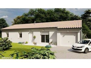 Maison individuelle sans vis à vis au centre du bourg