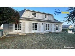 Maison 7 pièces 166 m²