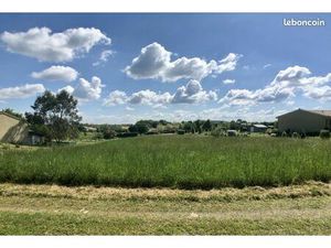 Terrain 2 710 m² Saint Aulaye