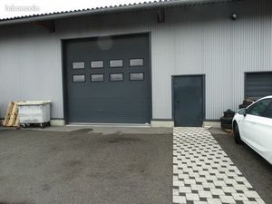 A louer dépôt local entrepôt 220m2