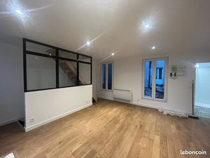 Duplex 50 m² entierement renove – sur cour