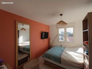 Maison 75 m3 avec jardin  garage et parking