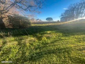 Terrain 1 434 m² Ussac