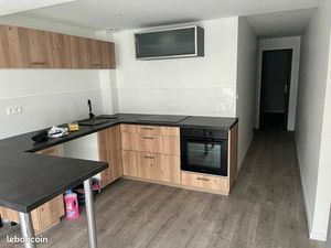 Location f4 rdc avec terrasse