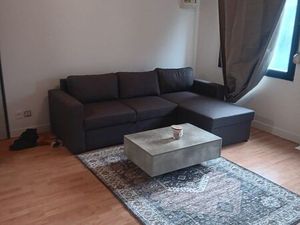 T2 meublé  entièrement rénové – 45 m² + parking + cave – 600 CC