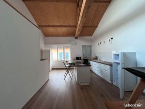 Loft 2 pièces 88 m²