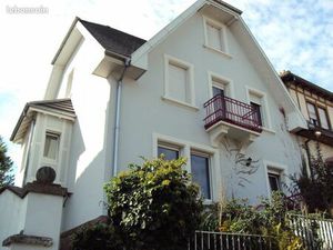 Superbe rez de jardin dans maison de caractère