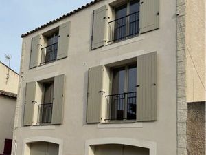 Grand garage 49 m² – Centre-ville Aigues-Mortes