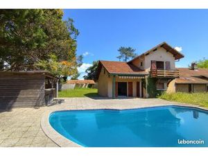 Maison 7 pièces 200 m²