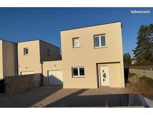 Location maison neuve T4