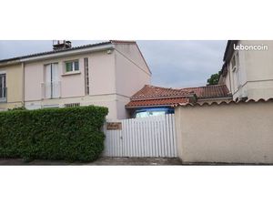 Maison T5  85 m2  3 chambres  1 étage