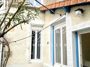 Angoulême – Victor Hugo – Belle Maison de ville F4 avec cour et dépendance