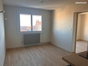 Appartement T2 très bon état avec balcon et possibilité parking en supplément