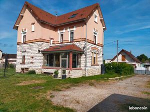 Maison de caractère Type F6