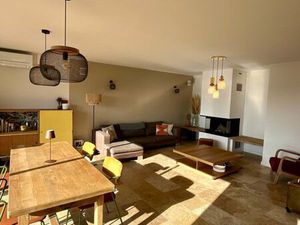 Maison rénovée avec jardin piscinable