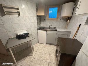 Studio 1 pièce 19 m²