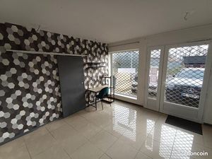 Local commercial 69 m² Naveil