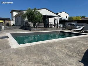 Maison individuelle avec piscine