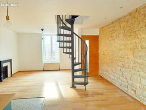 À louer – Maison de ville 75 m² avec jardin / Centre ville