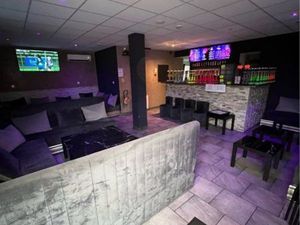 VEND FOND DE COMMERCE 125m2 - RESTAURANT - SALON DE THÉ - BAR À CHICHA - ORLÉANS