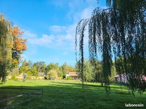 Propriete renovee avec gite et piscine