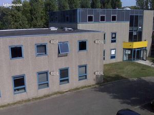 Local d'activité 110 m²