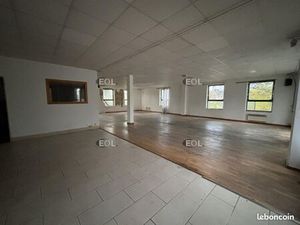 Local d'activité 170 m²
