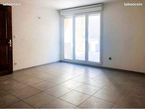 Studio - COURNONTERRAL