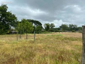 Terrain 1 592 m² Roquefort