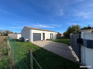 Maison récente plain-pied Niort