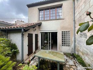 Immeuble 275 m² Angouleme