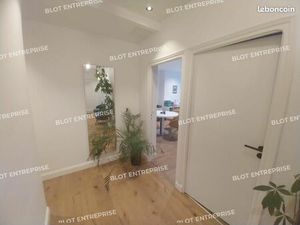 Bureaux 87 m²